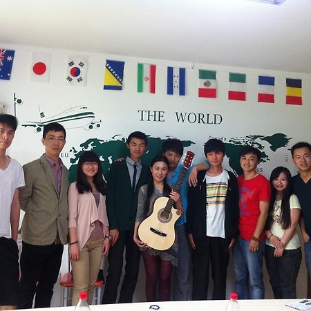 798 International Youth Hostel Jinan Exterior photo